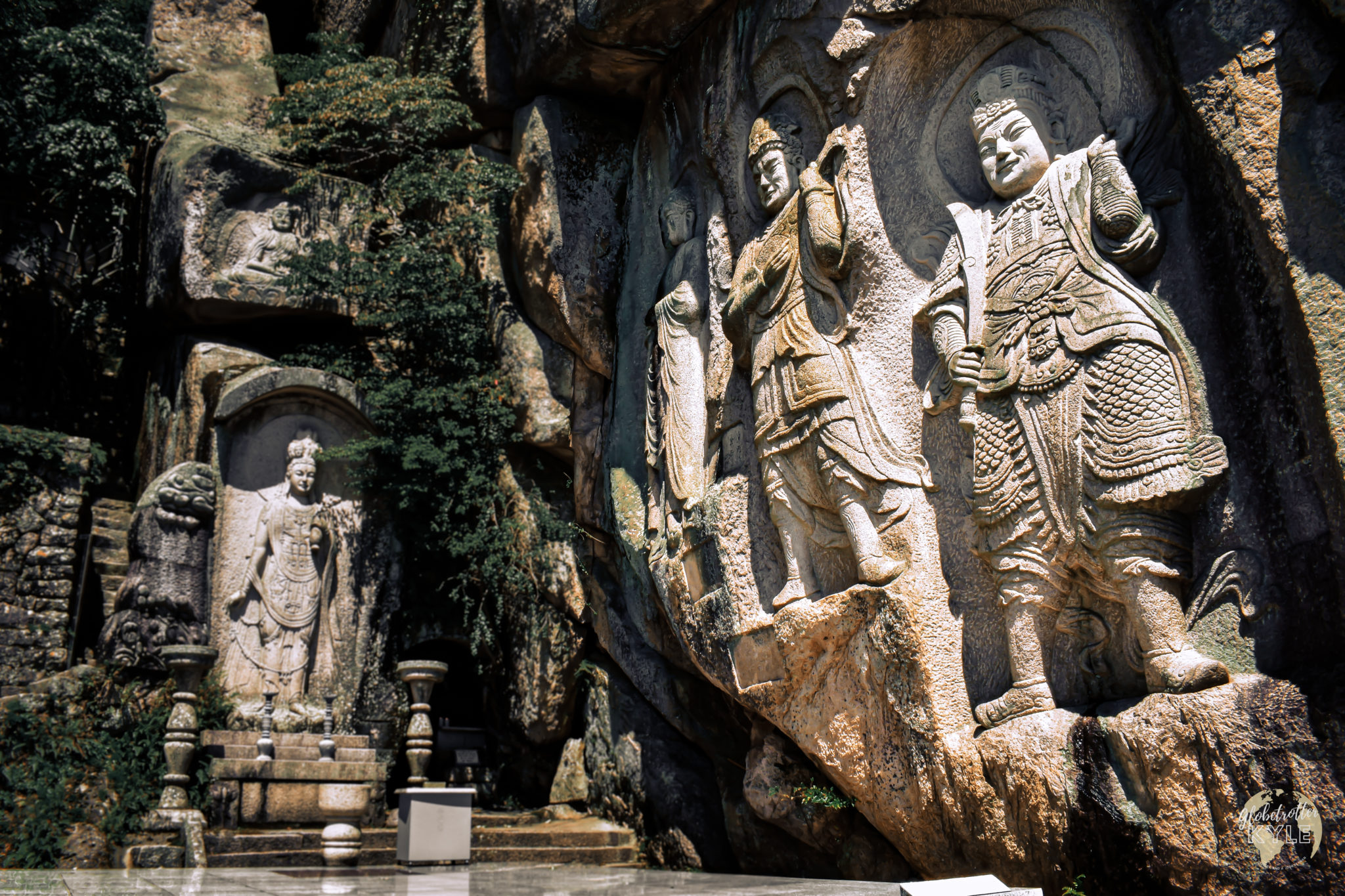 Byeongpungam Seokbulsa Temple Globetrotter Kyle