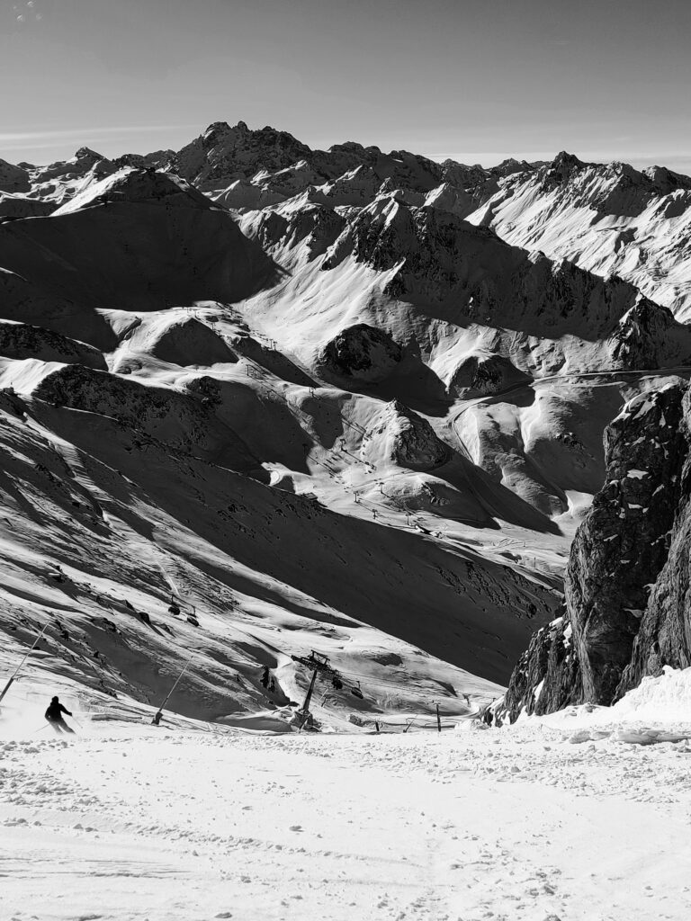 A steep ski run in  Ischgl, Ausria, a place to choose when trying to decide where to ski in Europe