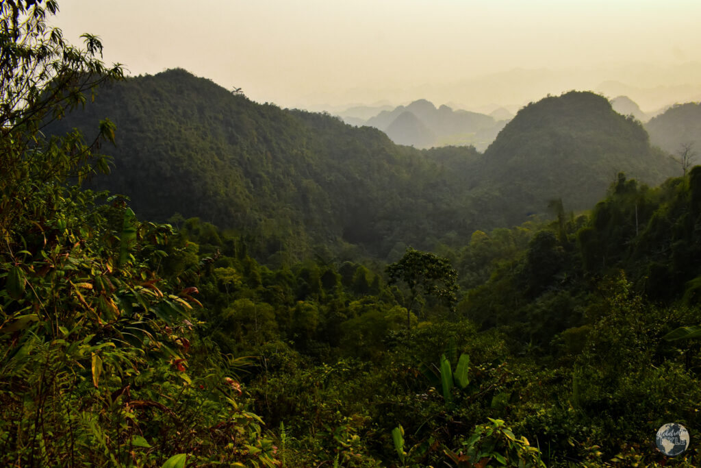 Sunset in the Ha Giang mountains